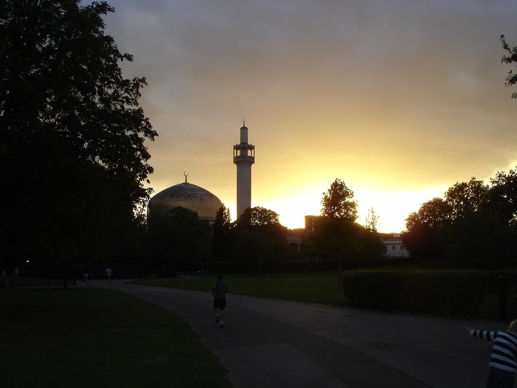 Regent's Park Mosque in London - England (sunset)